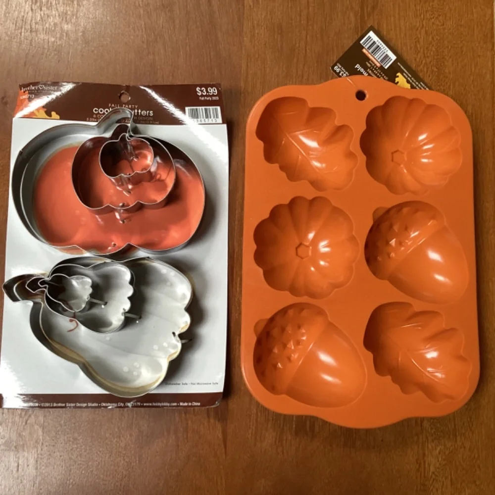 Fall Party Cookie Cutters and Silicone Mold New  2 packs